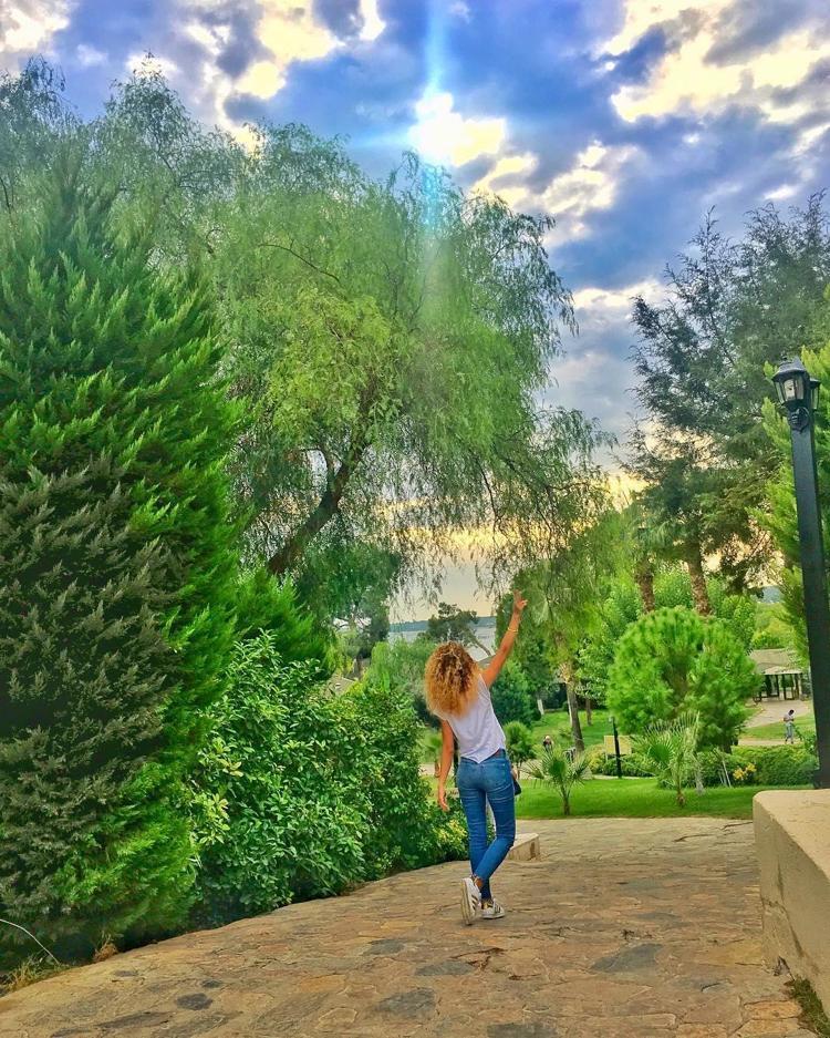 Tam Zamanlı Gezgin Olmanın Hikayesi: Özlem Keşifte