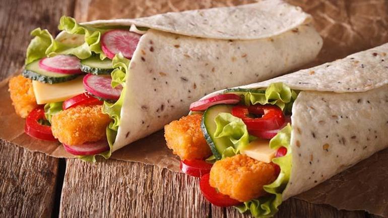 Balık Kroketli Mini Dürümler