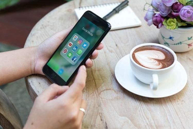 WhatsApp'ın Gizlilik Sözleşmesi ve Kullanıcı Tepkileri