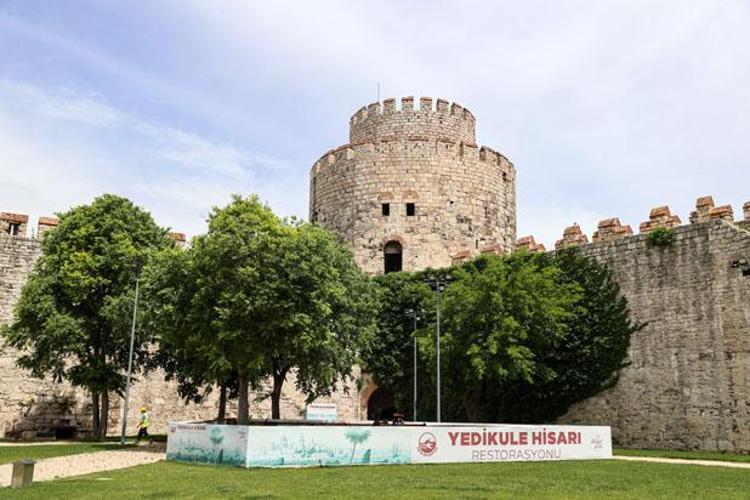Yedikule Hisarı'nda Tarihi Restorasyon Çalışmaları