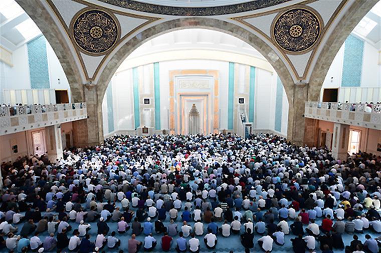Akşam Ezanı ve İftar Saati Bilgileri