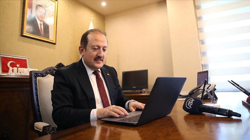 Ali Hamza Pehlivan'ın Hayatı ve Kariyeri