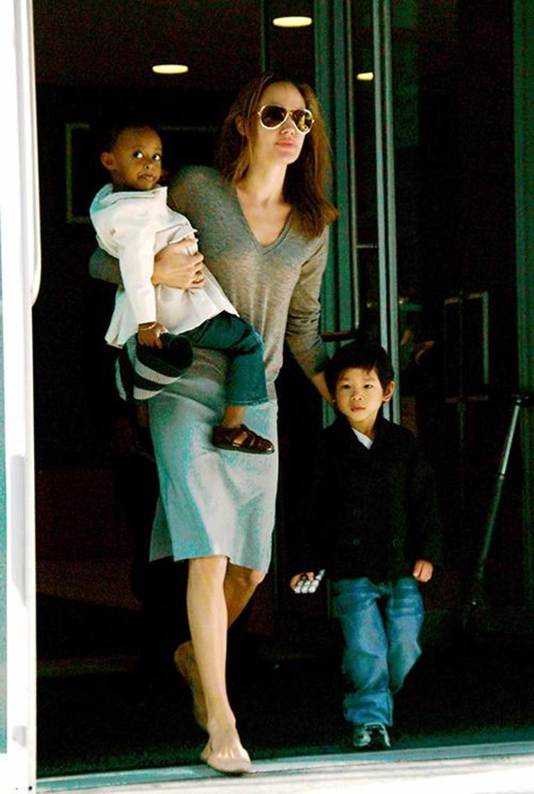 Angelina Jolie'nin Oğlu Pax Thien'in Motosiklet Kazası ve Aile Hayatı