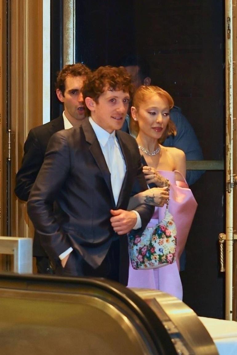 Ariana Grande ve Ethan Slater'ın Aşkı: Evliliklerin Ardındaki Skandal