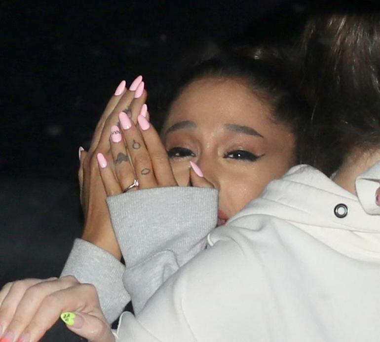 Ariana Grande'nin Başarıları ve Zorlukları: Kilo Kaybı, Boşanma ve Sağlık Sorunları