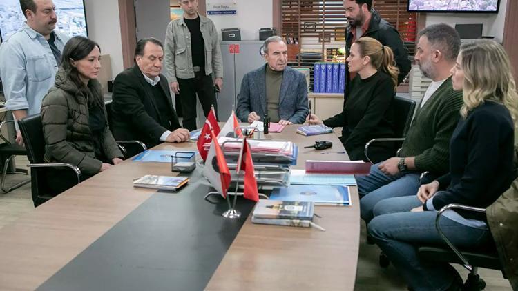 Arka Sokaklar Yeni Bölüm İzleyici Tarafından Merakla Bekleniyor!