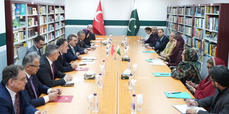 Bakan Tekin'in Pakistan Ziyareti