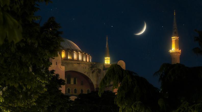 Berat Kandili'nin Önemi