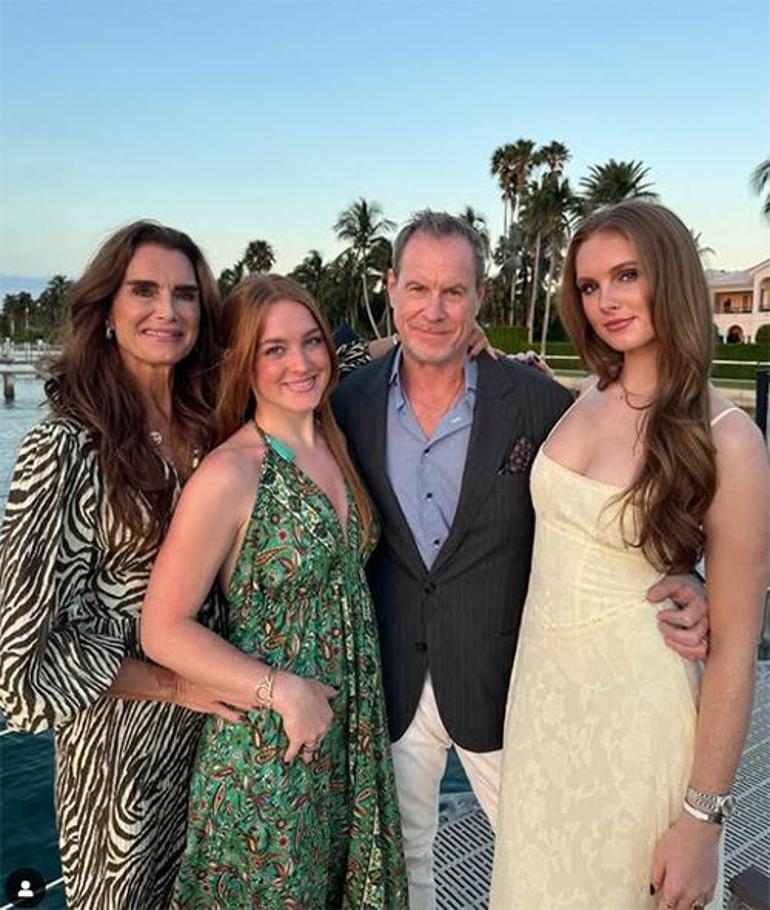 Brooke Shields: Geçmişe Dönüş ve Kızlarına Verdiği Öğütler