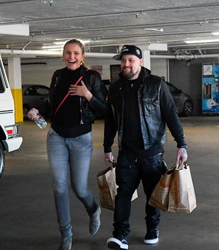 Cameron Diaz'ın Sinemaya Dönüşü ve Evlilik Yıldönümü Kutlaması