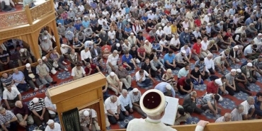 cuma-hutbesi-konusu-7-subat-2025-lisan-insanin-ya-cenneti-ya-da-cehennemidir-P7yyfMgB.jpeg