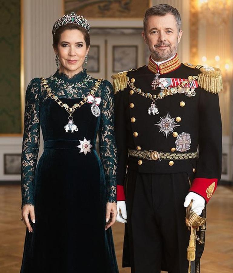 Danimarka Kraliçesi Margrethe'nin Tahtı Devretmesi ve Aile İlişkileri