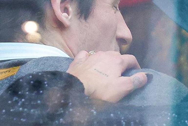 Dua Lipa ve Callum Turner: Aşkın Yüzleri