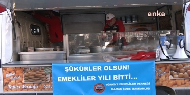 emekliler-emekliler-yilinin-bitmesini-lokma-dokturerek-kutladi-2025-yili-milletvekili-F5GHqPsA.jpg