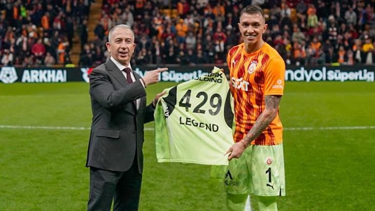 Fernando Muslera'nın Galatasaray Geleceği Hakkındaki Açıklamaları