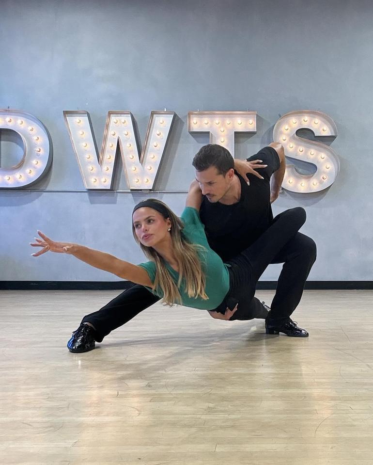 Gleb Savchenko ve Brooks Nader'ın Büyüleyici Aşkı