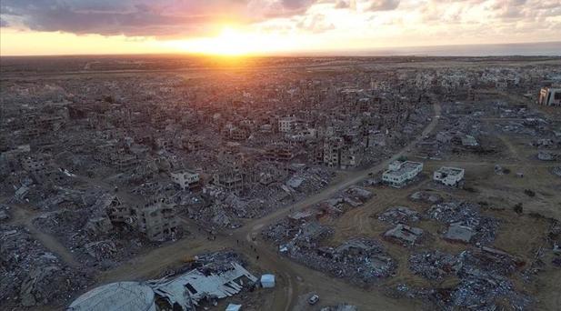 07:30 - Hamas: Gazze'de İşlerimizi Nasıl Yürüteceğimiz Konusunda Dayatmaları Kabul Etmeyeceğiz