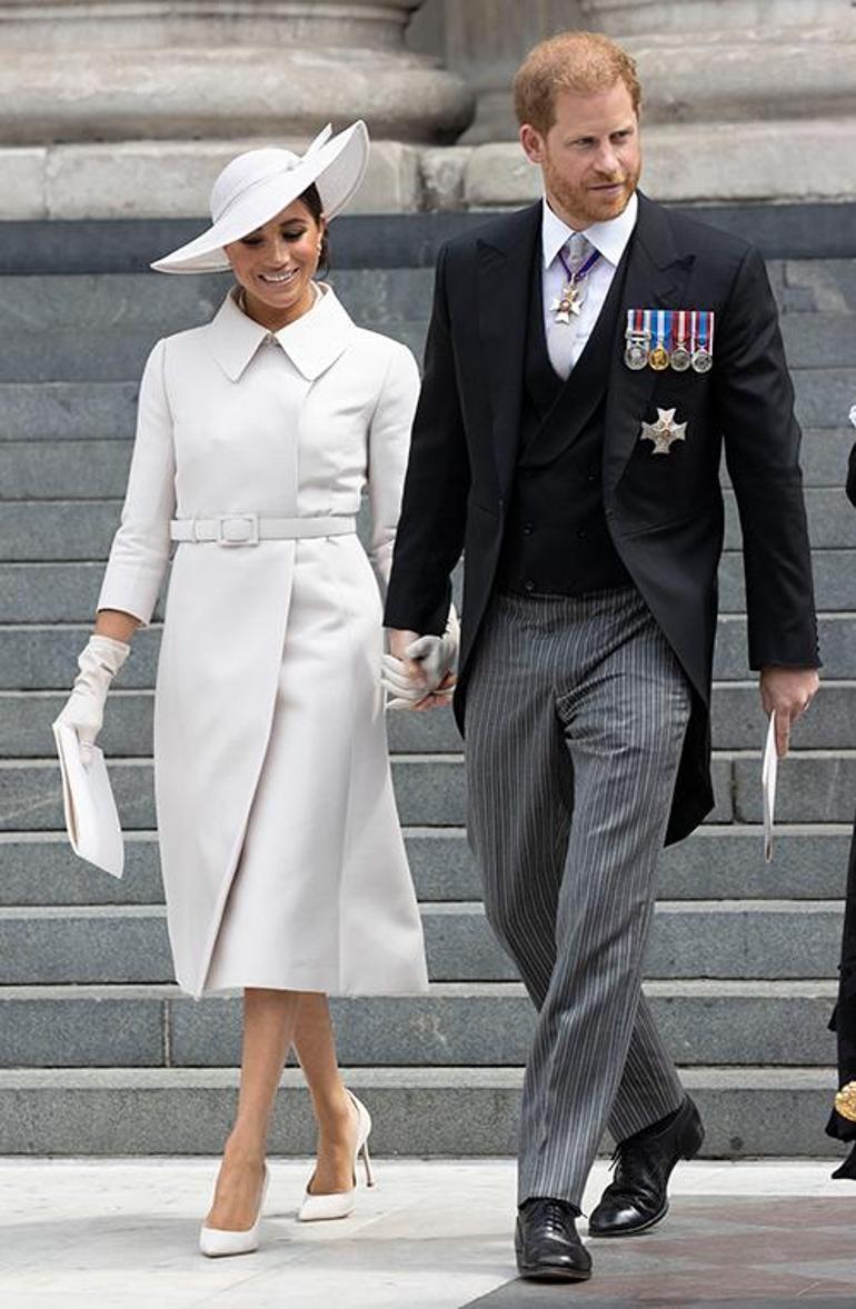 Harry ve Meghan'ın Ayrı Yolları