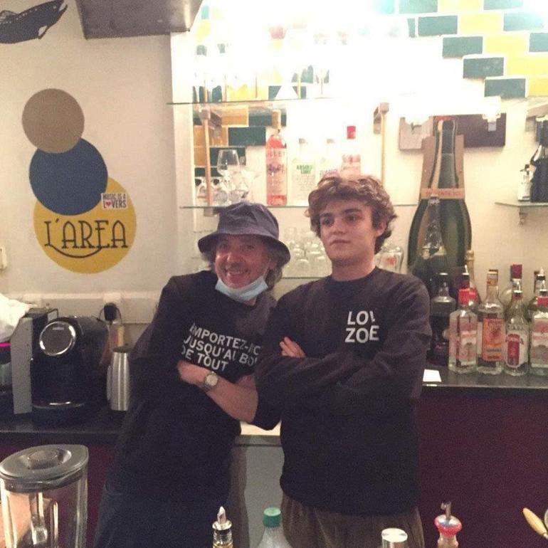 Jack Depp: Ünlü Ebeveynlerinin Gölgesinde Kendi Yolunu Çizen Genç