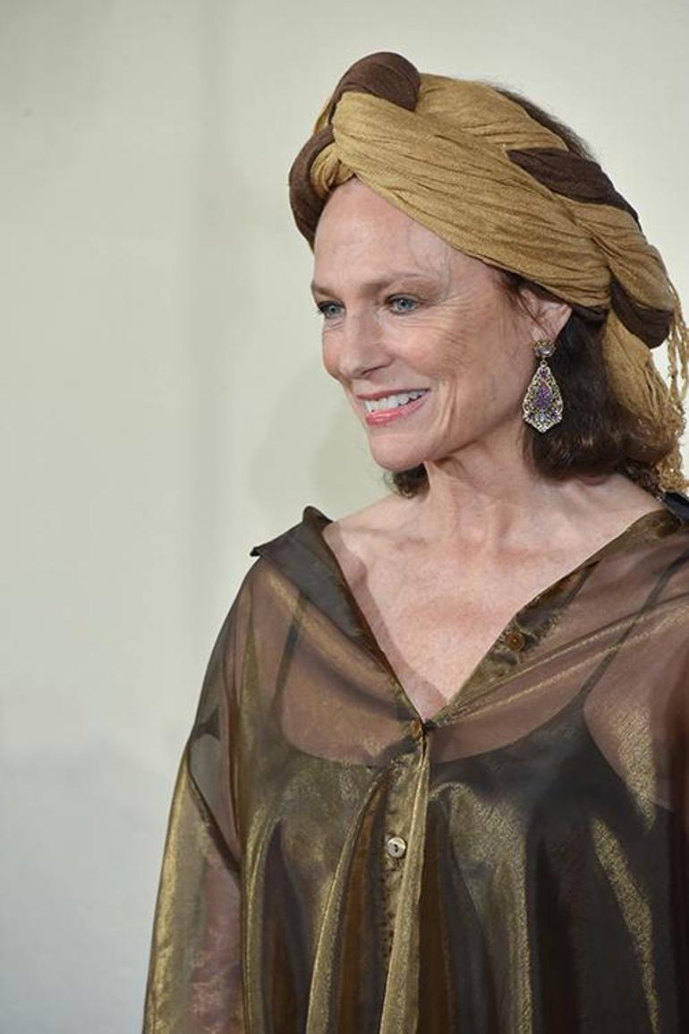 Jacqueline Bisset'in Hollywood Taciz Skandalları Üzerine Düşünceleri