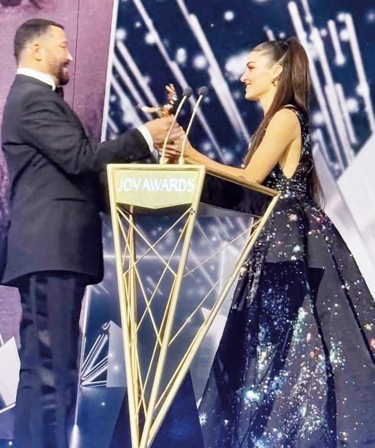 Joy Awards Töreninde Türk ve Uluslararası Yıldızlar Buluştu