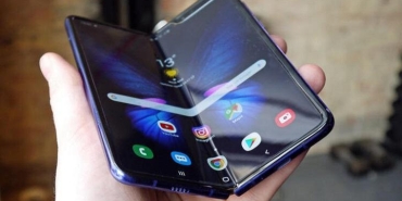 katlanabilir-galaxy-fold-ne-kadar-guclu-canli-yayin-testi-icin-buraya-GsUkMue1.jpg
