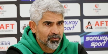kocaelispor-teknik-yoneticisi-ismet-tasdemirden-aboubakar-aciklamasi-gundemimizde-yok-1iVKE7H4.jpg