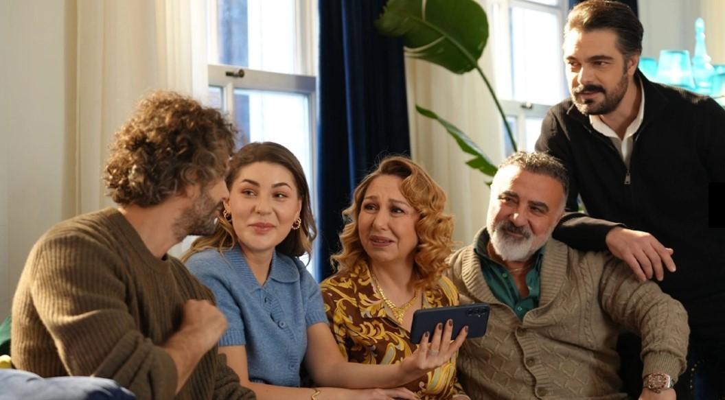 1 OCAK 2025 LEYLA BU AKŞAM VAR MI?
