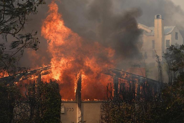 Los Angeles'ın Felaketi: Yangınlar ve Ünlülerin Kayıpları