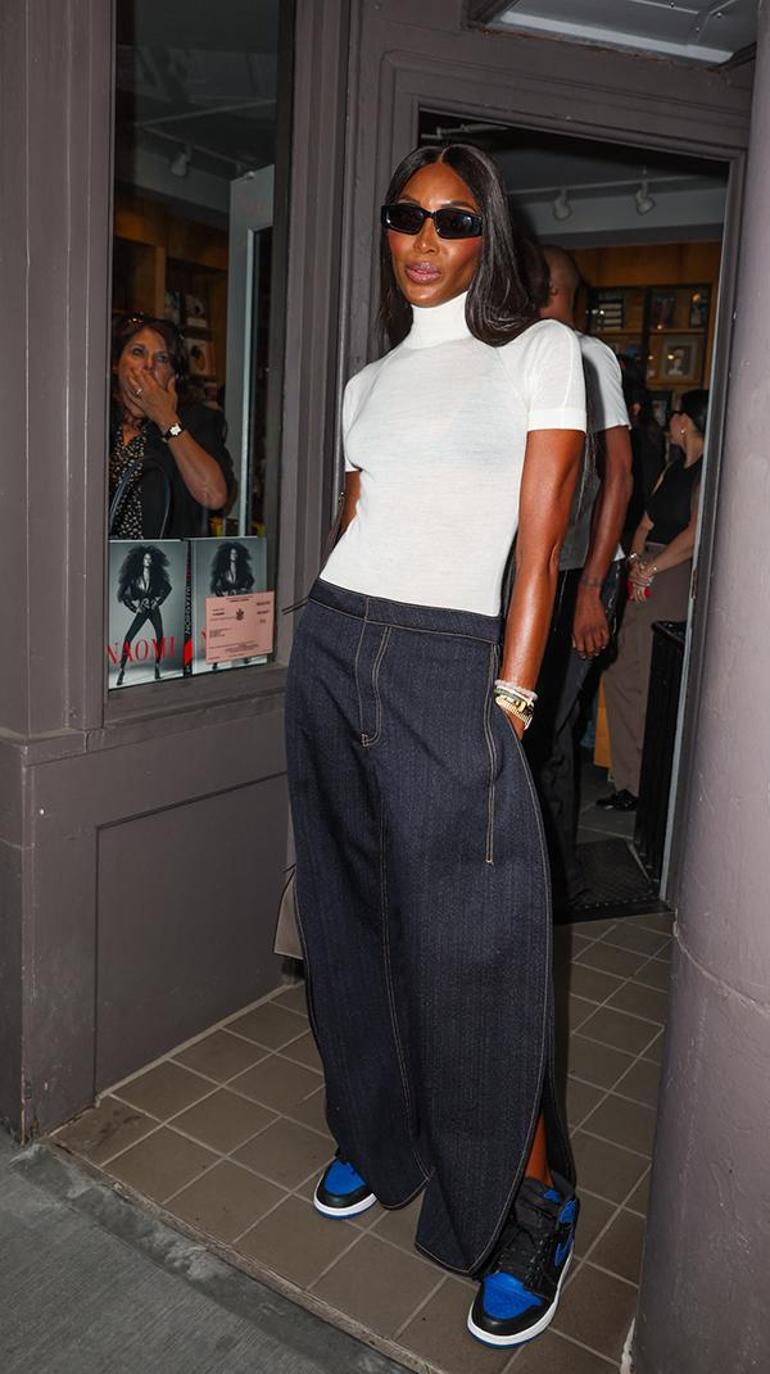 Naomi Campbell: Modellik Kariyerinin Zirvesinde Bir Anne
