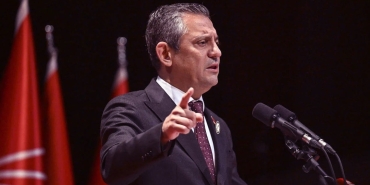 ozel-bahcesaray-belediyesine-kayyum-atanmasina-reaksiyon-gosterdi-bir-caresizligin-itirafidir-MH17blh7.jpg