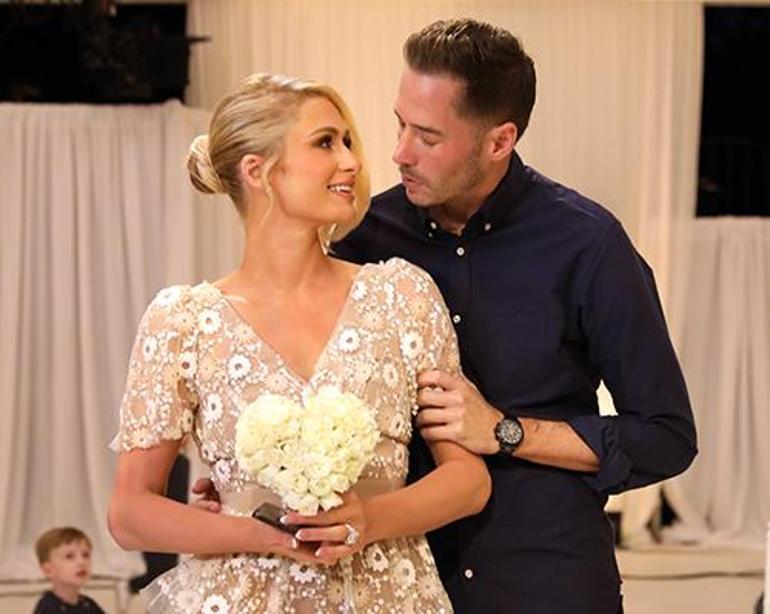 Paris Hilton ve Carter Reum: Mutlu Aile Hayatı