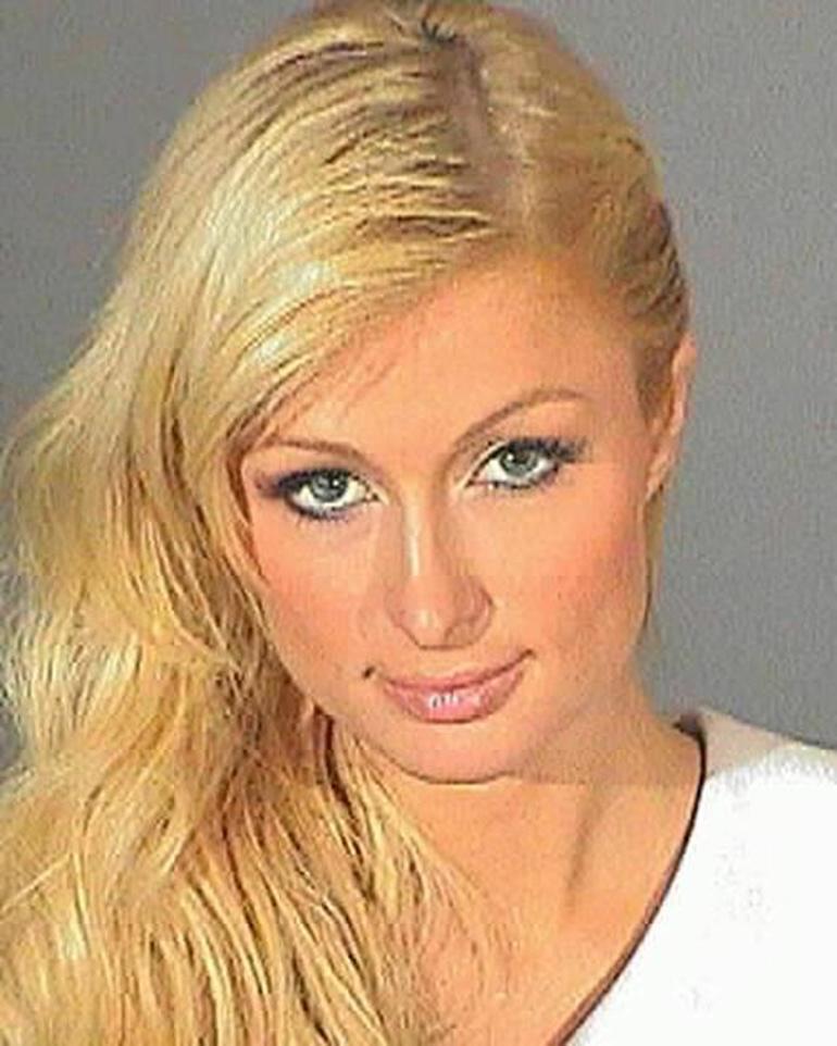 Paris Hilton'un Yangın Felaketi: Kaybedilen Yuva ve Anılar