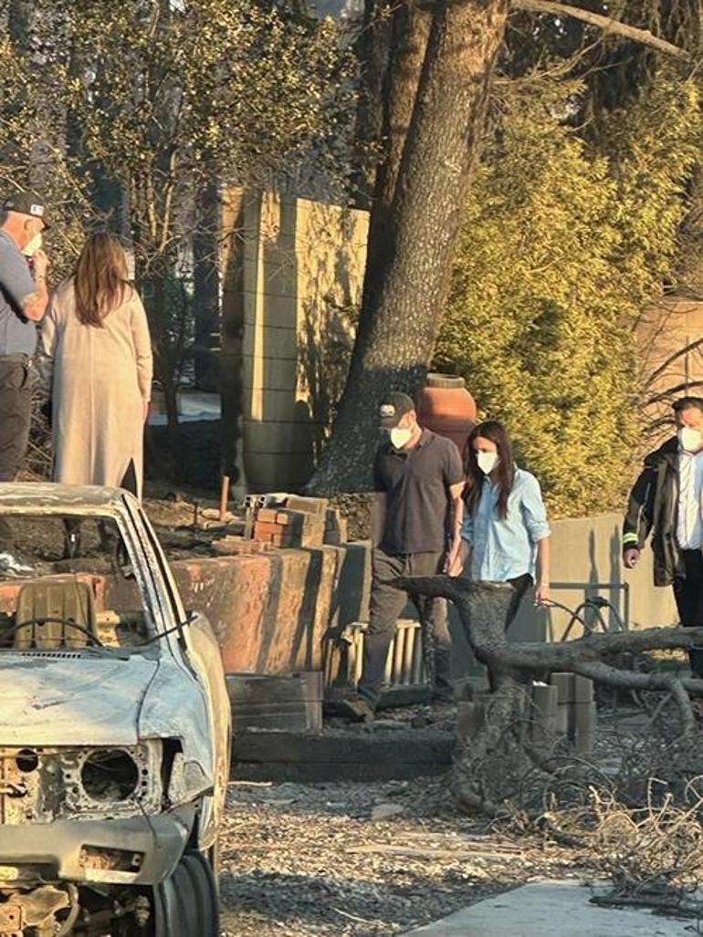Prens Harry ve Meghan Markle, Yangın Felaketinin Ortasında
