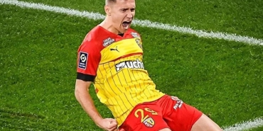 przemyslaw-frankowski-kimdir-nereli-kac-yasinda-galatasarayin-ilgilendigi-frankowski-hangi-gruplarda-oynadi-TfCnW7WJ.jpg