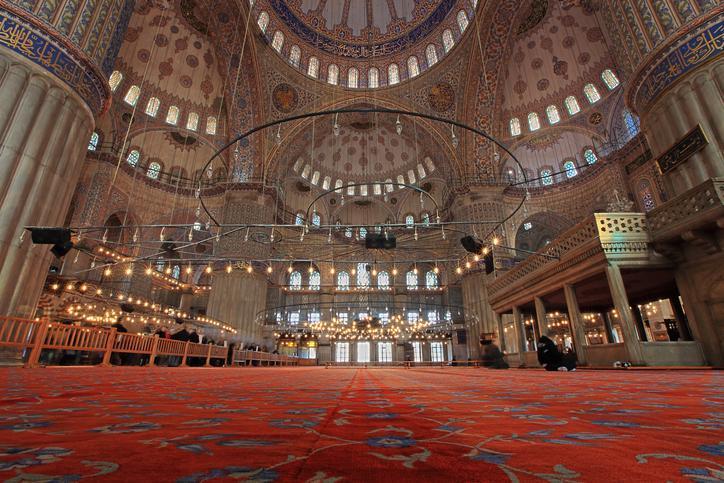 Regaip Kandili Nedir, Ne Zaman Kutlanır ve İbadetleri Nelerdir?