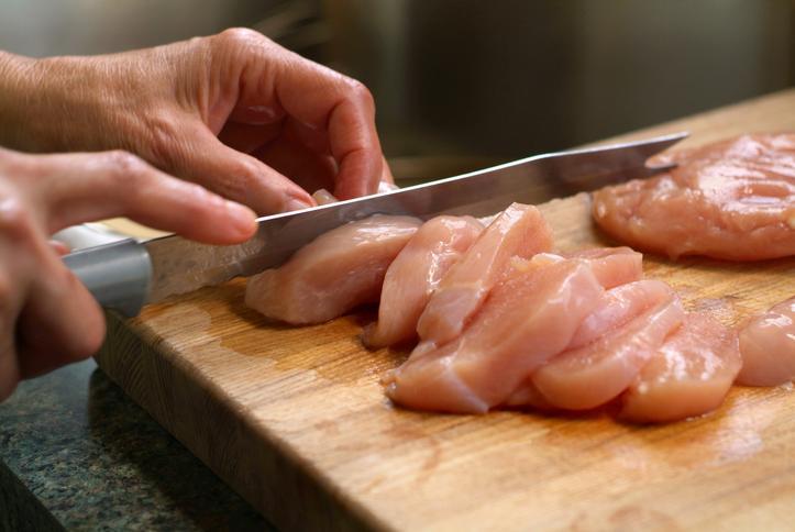 Salmonella Nedir? İzmir'de Kumpir Yedikten Sonra Hayatını Kaybedenlerin Olayı