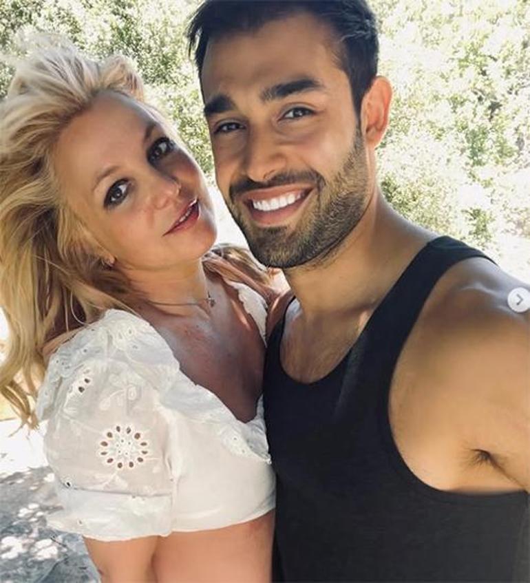 Sam Asghari ve Yeni Aşkı: Brooke Irvine ile Yeni Bir Başlangıç