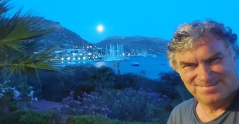 Sarp Levendoğlu'nun Datça'daki Yeni Yaşamı ve Ünlülerin Doğal Hayat Tercihleri