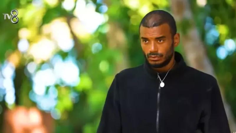 Survivor 2025 All Star Yarışmacısı Efecan Dianzenza'nın Duygusal Hayat Hikayesi