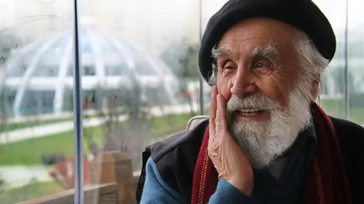 Türk Kaligrafi Sanatçısı Etem Çalışkan 97 Yaşında Vefat Etti