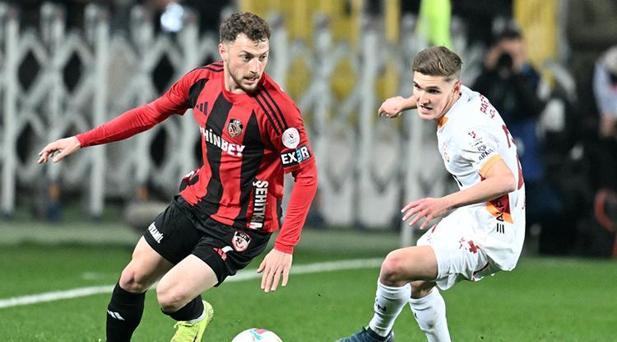 Türkiye Süper Lig Transfer Gelişmeleri