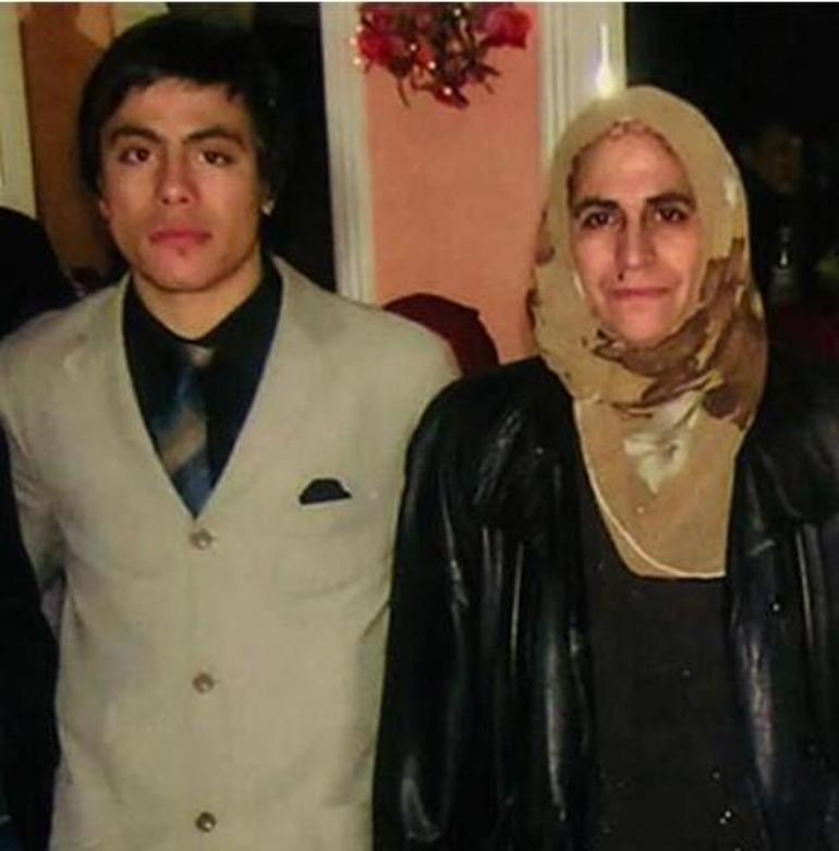 Ünlü İsimlerin Yıllar Sonra Buluşmaları ve Nostaljik Anılar