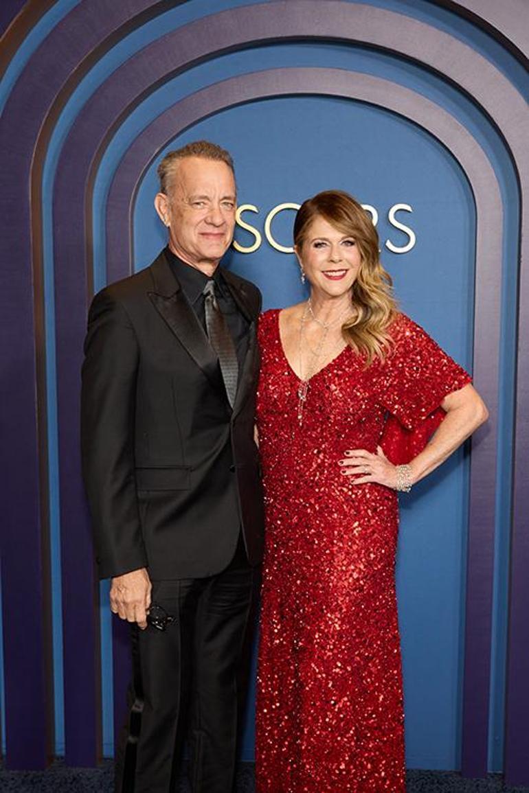 Ünlüler Yangın Felaketinden Kurtuluyor: Tom Hanks ve Rita Wilson'ın Mucizevi Evi