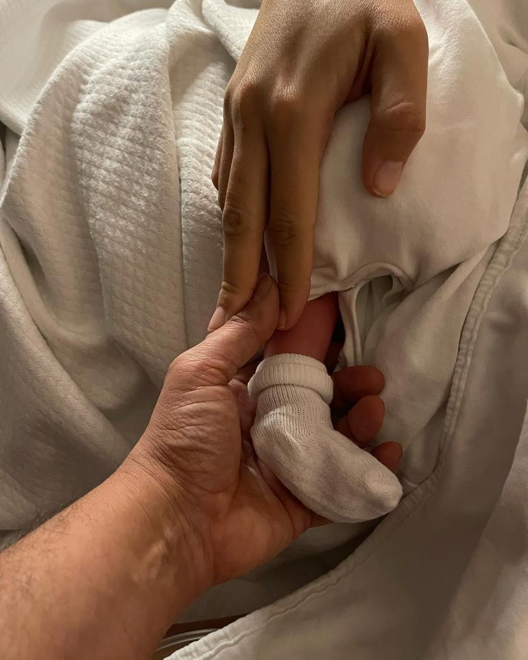 Ünlülerin Bebek Sevinçleri ve Aile Paylaşımları